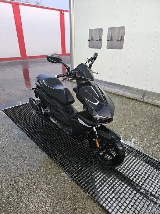 Scuter 50cc - Fara Permis / LIVRARE TAZZ/BOLT