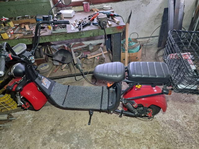 Scuter Electric HECHT Cocis Zero Black 1500 W