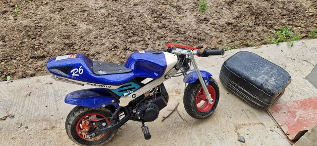 Vând poket bike 49 cc 2 timpi