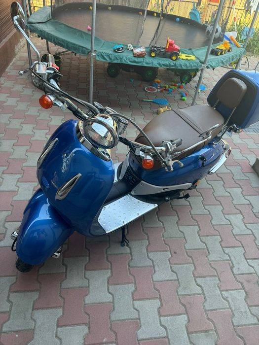 Scuter retro 50cmc 2020 și 2021