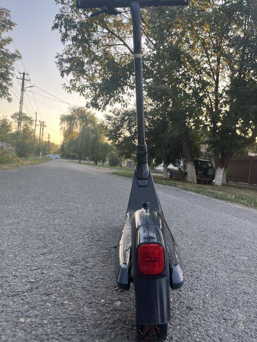 Trotineta electrică functionala