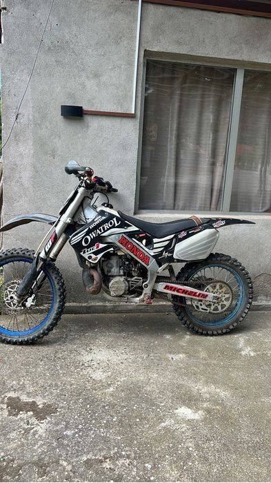 Vand honda cr 250r HM ENDURO  MOTOR BLOCAT