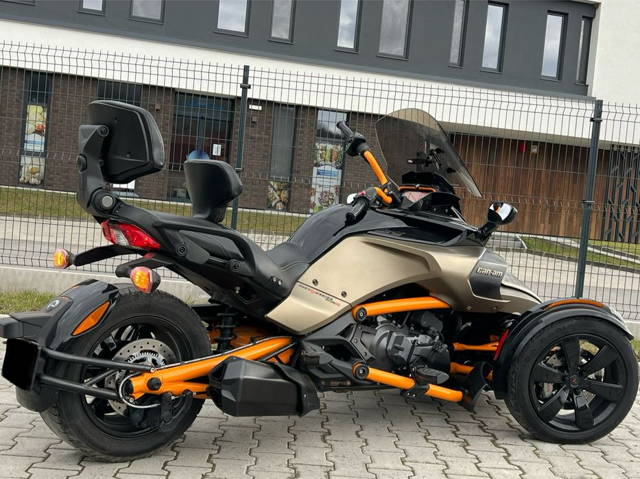 Can Am Spyder  F3S SPECIAL SERIES 117 cp UNICAT!Multe EXTRA(4000€)