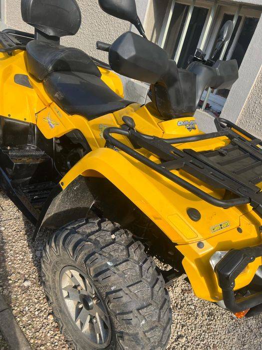 Vând Can-am de 450