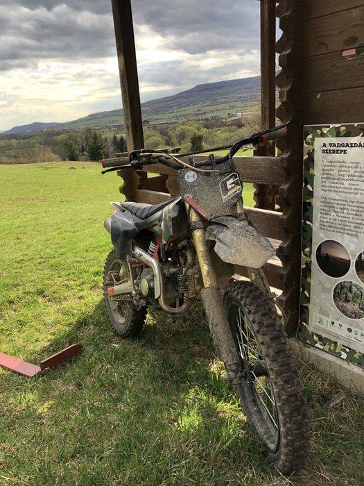 Ultra 125 motocross