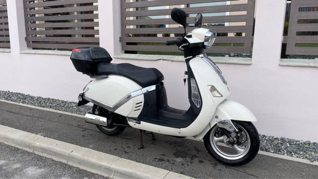 Scuter znen 50 cc zn50QT-F 25km/h