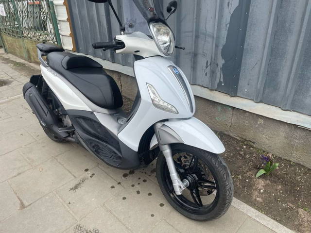Maxi scuter:Piaggio beverly 350 abs asr