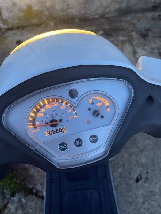 Scurer vespa 49