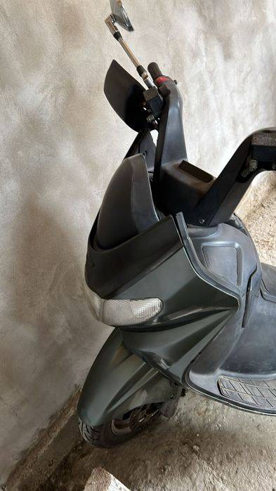 Scuter suzuki burgman
