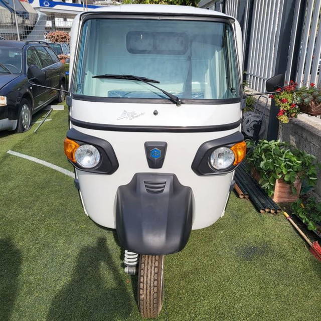 Piaggio Ape Classic 400
