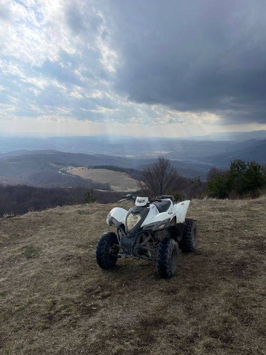 Vând quad 350 cc