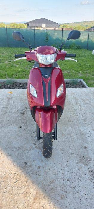 Scuter nou 49 cc