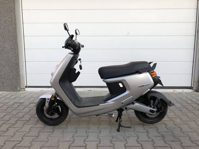 Scuter Electric - NIU M+Sport