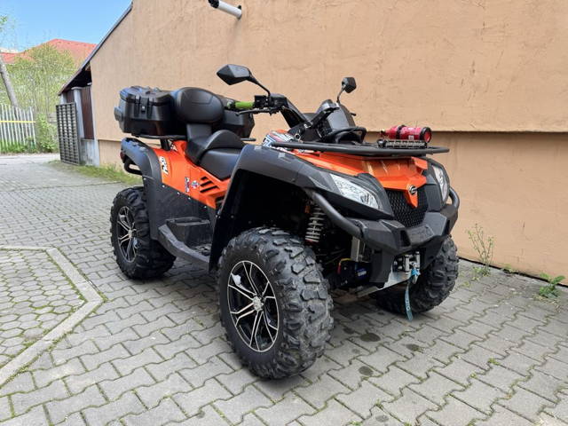 ATV CF Moto 800 cmc (long, cu 2 locuri) in stare perfecta