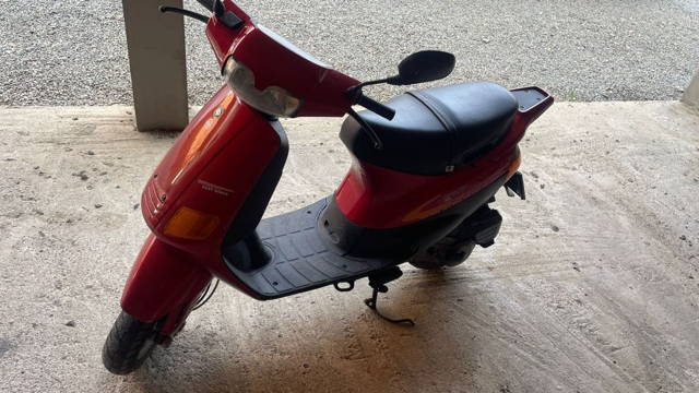 Vând urgent scuter Piaggio 50.