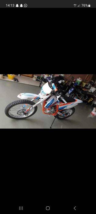 Cross 250 4T nou