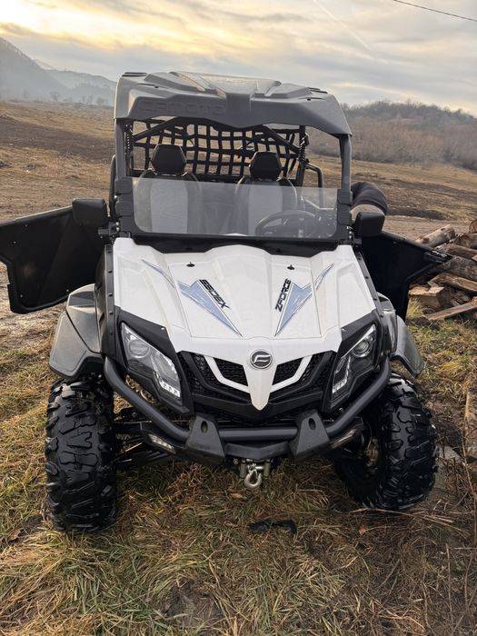Buggy CFMoto ZForce Z5