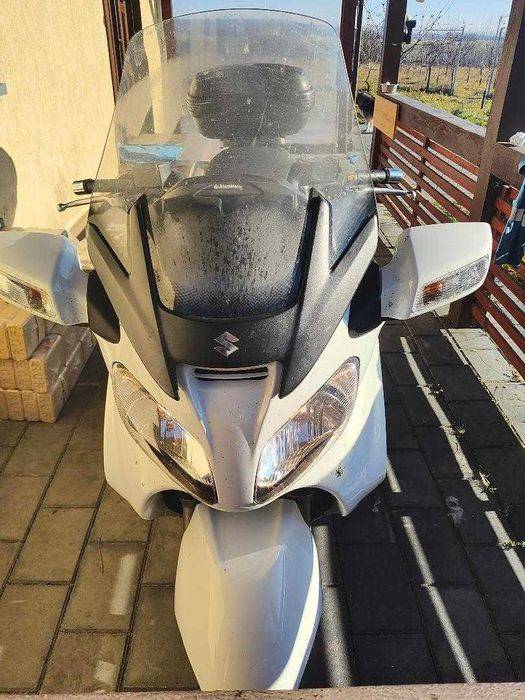 suzuki burgman 650 executive