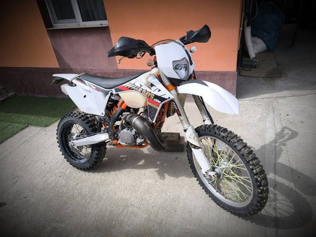 KTM EXC SIX DAYS . 125 . 2014