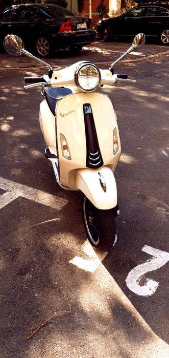 Vespa primavera 50cc Yacht Club Edition