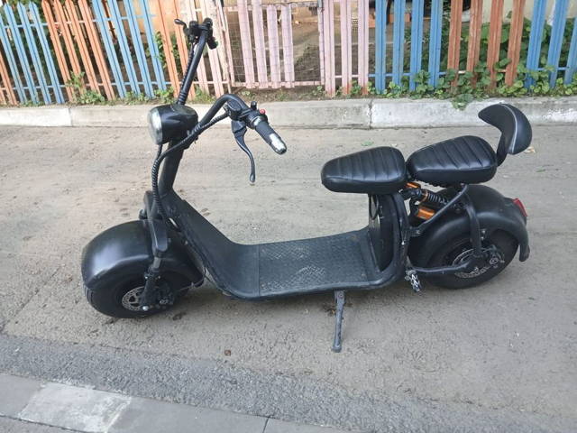 Vănd urgent scuter electric harley funcționabilă
