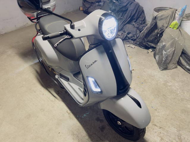 Vespa Gts 300 Limited Edition