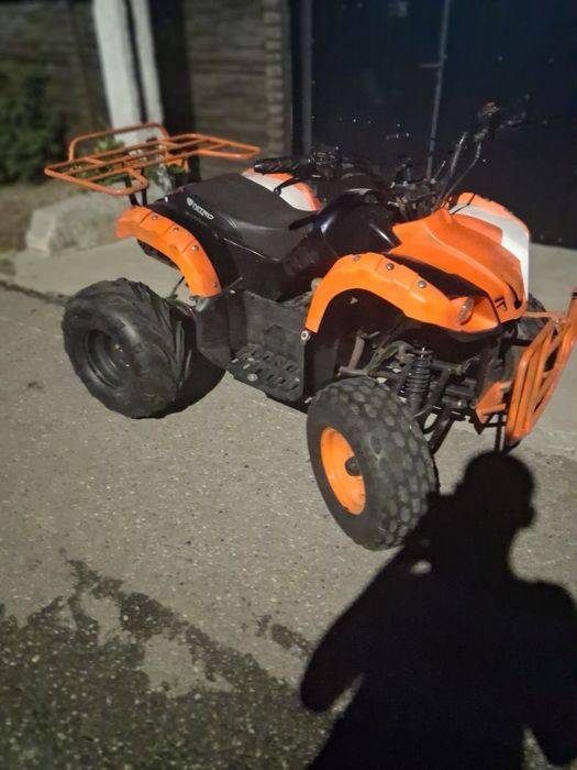 Vând atv 125 cc³