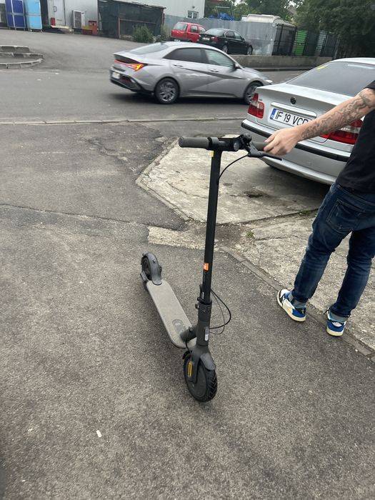 vand trotineta electrica xiaomi