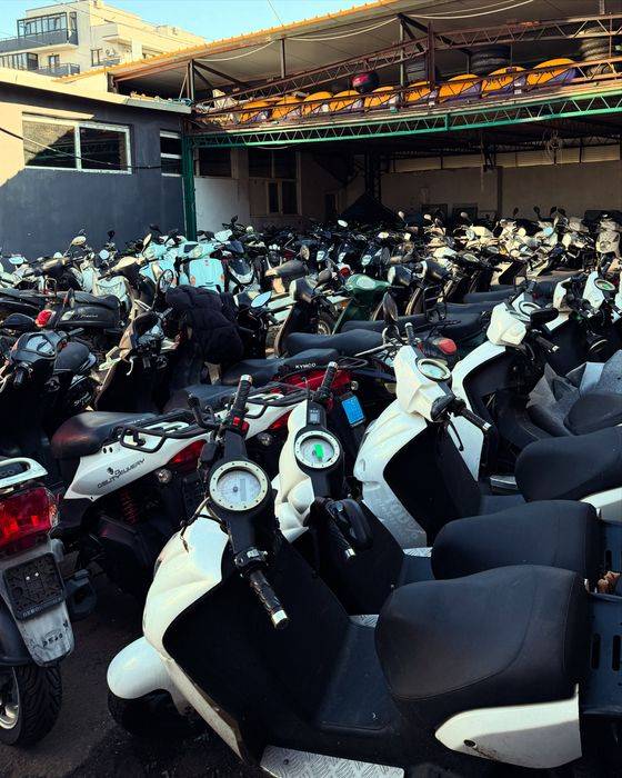 Black friday Scutere fara permis 50cc limitat la 25km/h