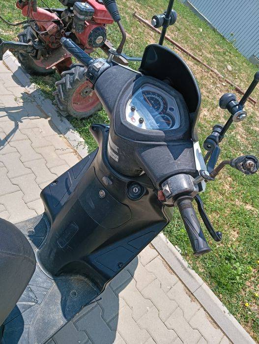 Motoscuter de vanzare