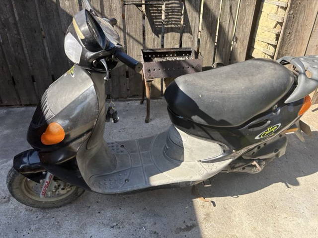 Scuter Daelim message 80cc