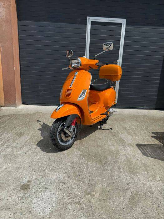 Scuter Vespa lx 50 S înregistrat , carte RAR + itp 2 ani