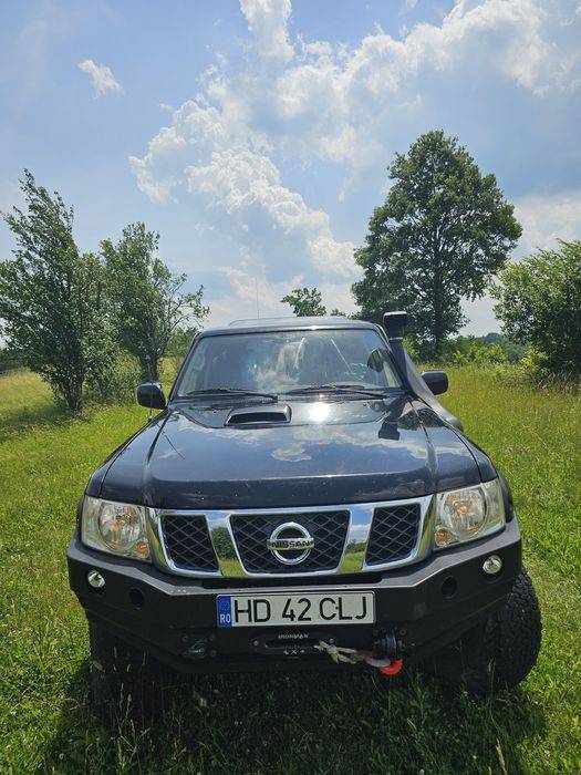 Vând/Variante  Nissan Patrol y61 GU4 2006 4.2 DIESEL TURBO