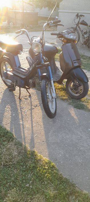 Vând 2 motoare bune