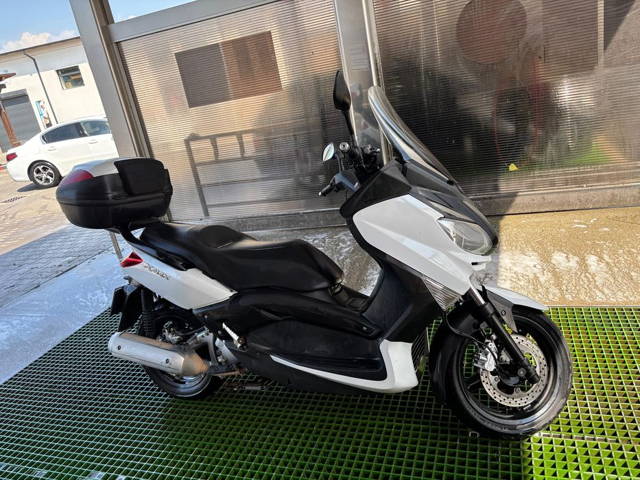 Yamaha X max 250 cm