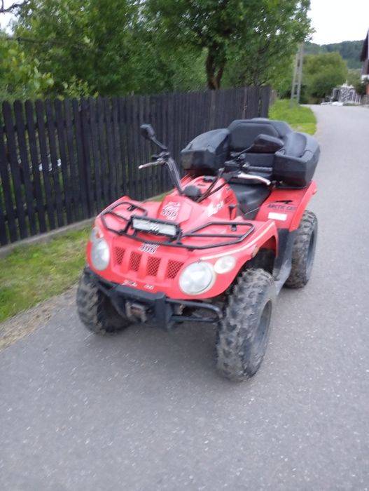 Vând atv Arctic cat 400 4×4