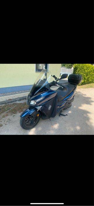 KIMCO X-TOWN 300 ABS KAWASAKI J300 maxiscuter categoria A2 km reali