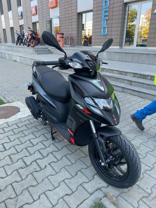 Aprilia sr 125 inmatriculat
