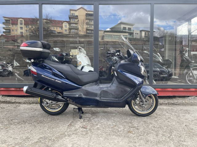 Scuter / maxi- scooter Suzuki Burgman 650