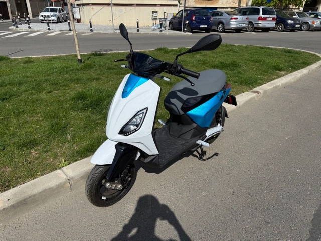 Vand Scuter Piaggio 1 Active - Electric - Permis Categoria B
