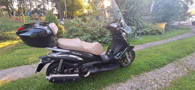 Piaggio Beverly Tourer 400 cc