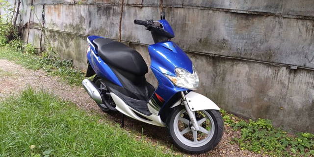 Scuter Yamaha Jog 50 / adus recent in tara