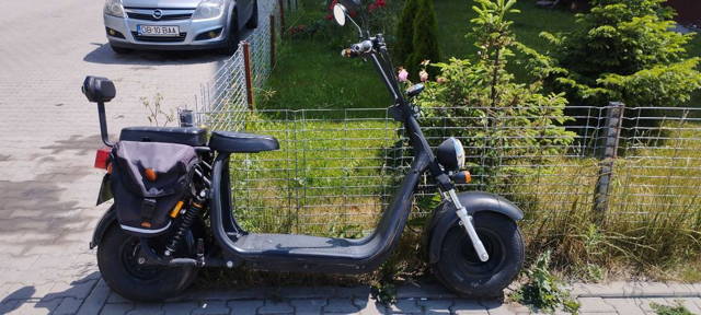 scuter electric an 2018 200km reali,  li-ion 60v 12A, autonomie 20km.