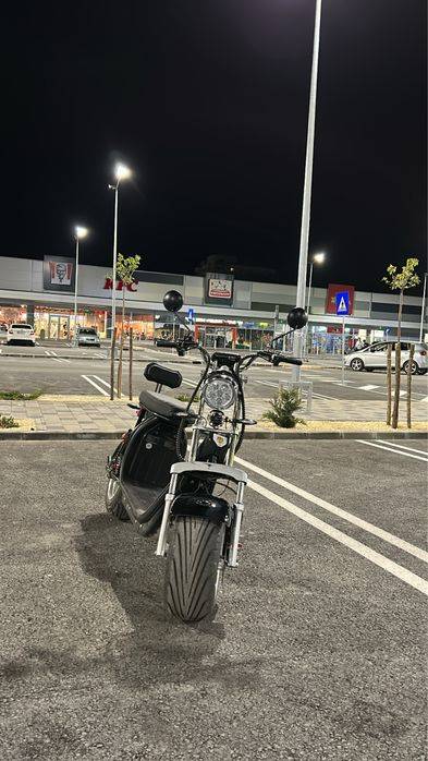 Vand scuter electric