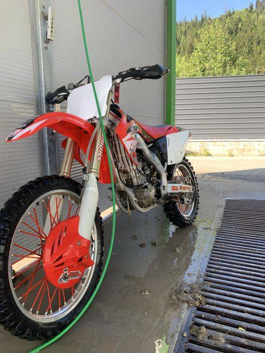 Honda crf 250r  ful cross