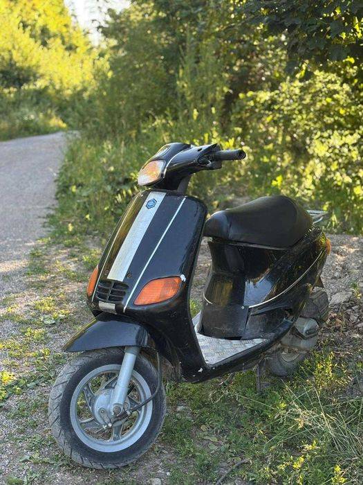 Vând scuter piaggio zip 50 cc 2t