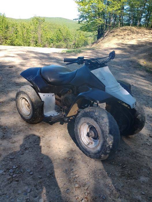 Vând ATV 100 CC  mai multe detalii in privat sau la Nr