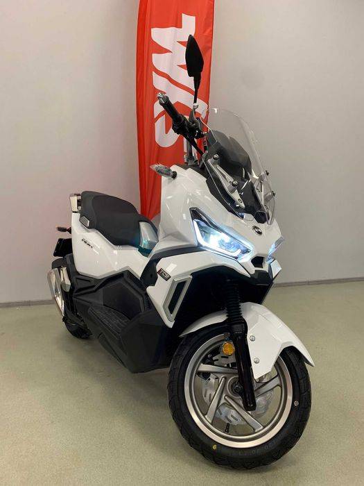Scuter ABS + TCS, SYM ADX 125 cc, - Adventure , Rate pe loc !