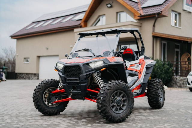 Buggy Polaris RZR 1000 XP