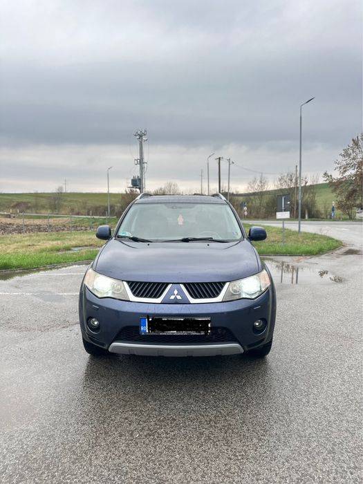 Mitsubishi Outlander II